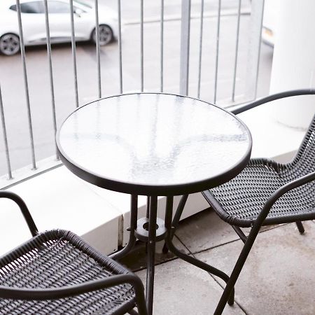 Pass The Keys Stylish 2Bed Rental Unit Glasgow Green Extérieur photo