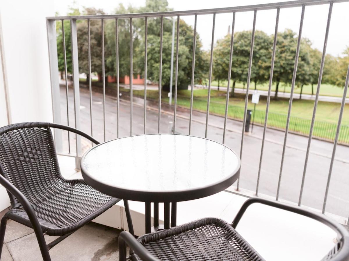 Pass The Keys Stylish 2Bed Rental Unit Glasgow Green Extérieur photo