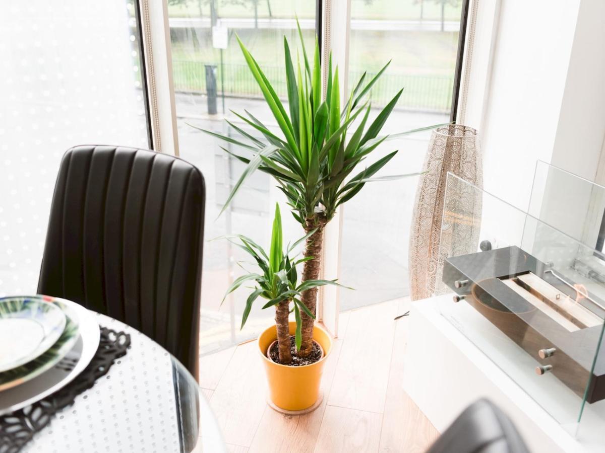 Pass The Keys Stylish 2Bed Rental Unit Glasgow Green Extérieur photo