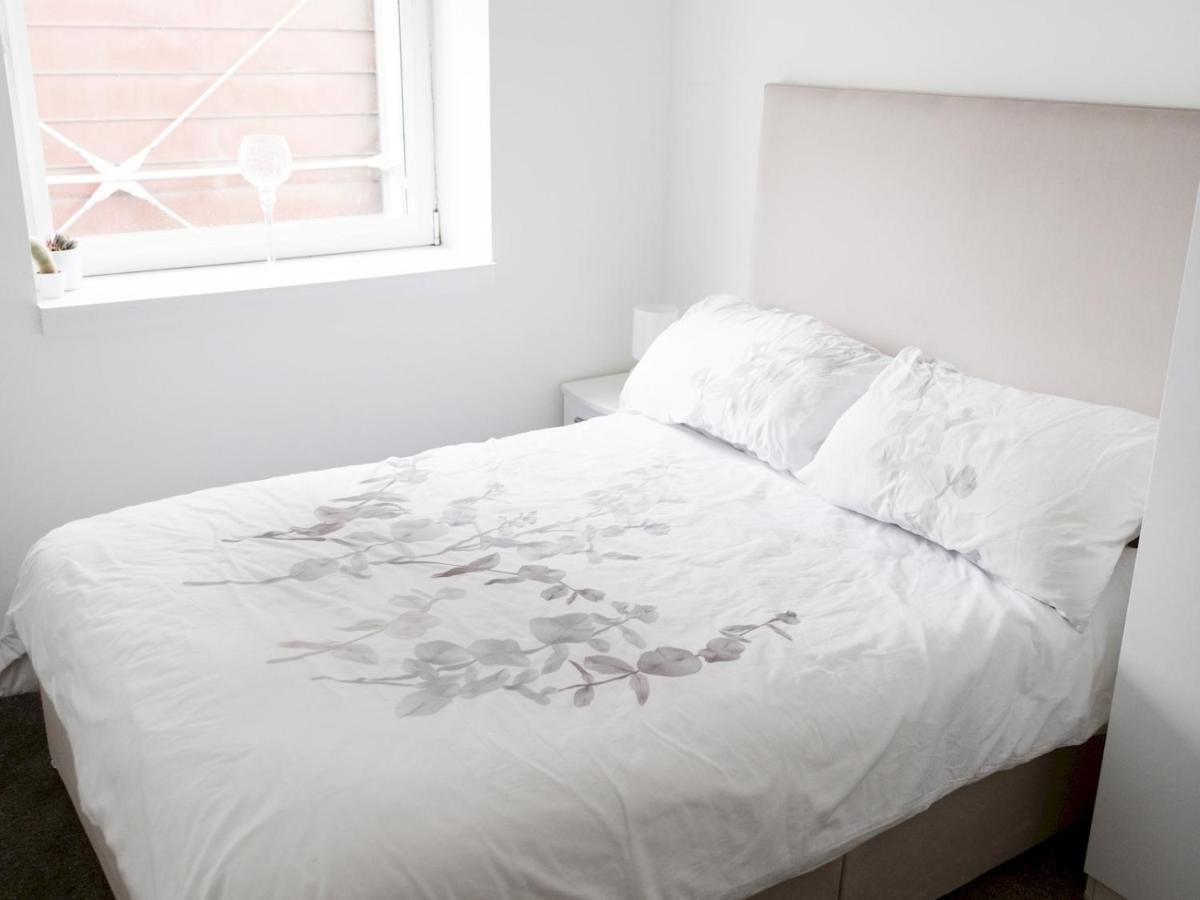 Pass The Keys Stylish 2Bed Rental Unit Glasgow Green Extérieur photo